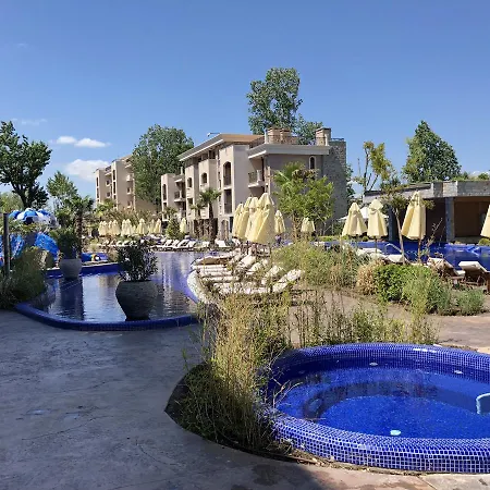 Psb In Cascadas Apartahotel 2*